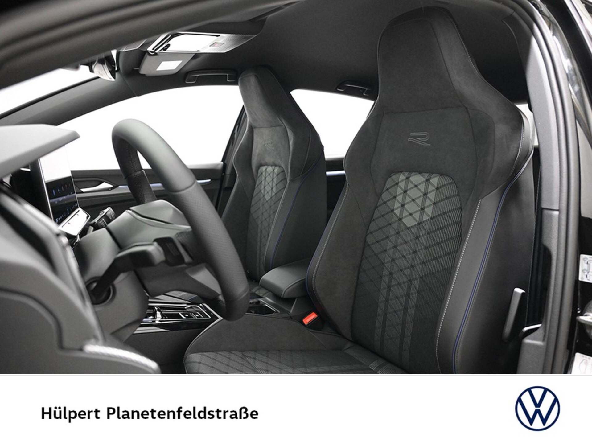 Volkswagen Golf R-Line