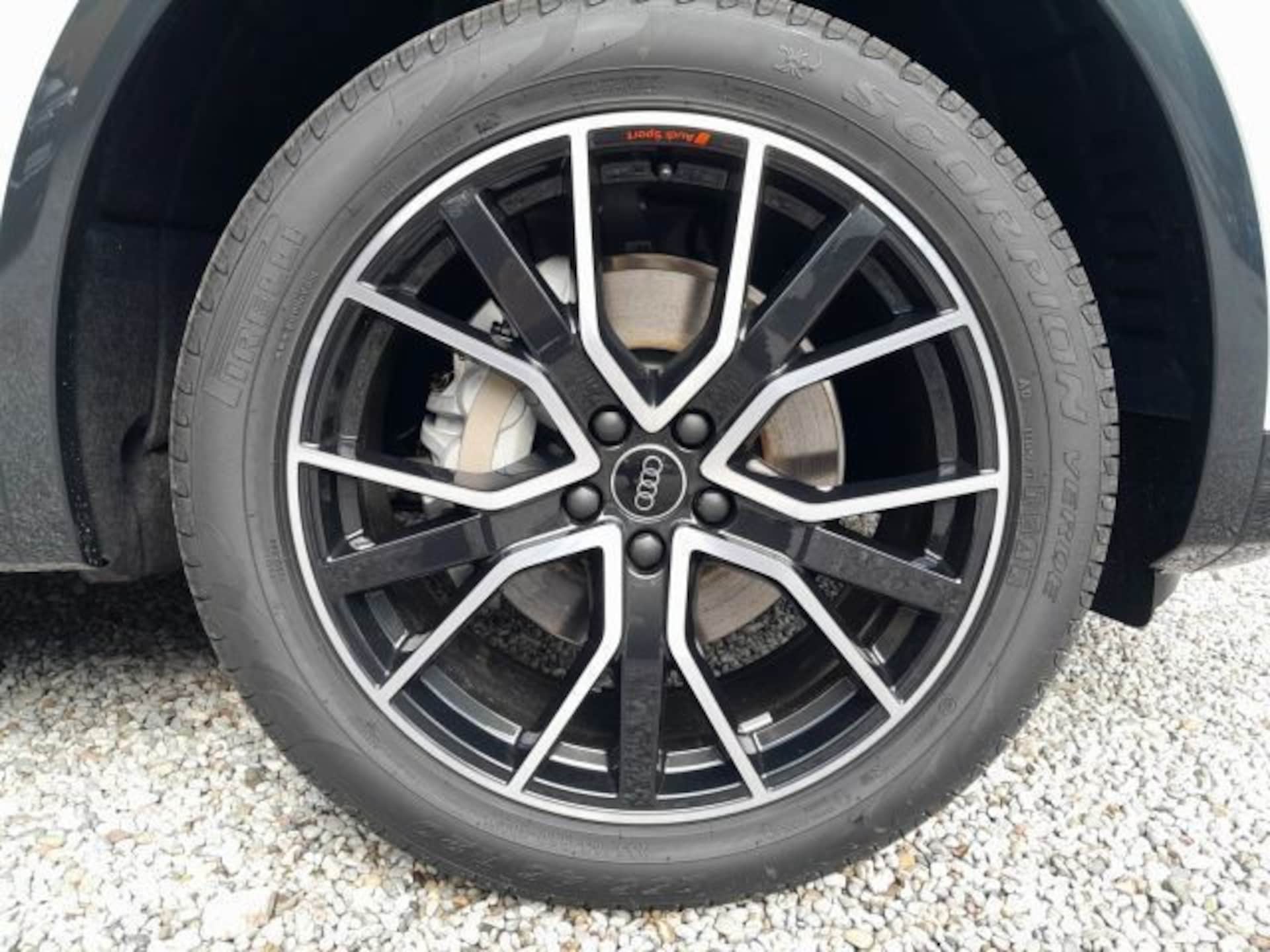 Audi Q5 SUV S line