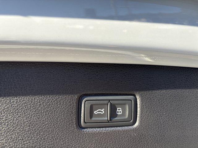 2022 Audi Q7 Premium - Photo 18