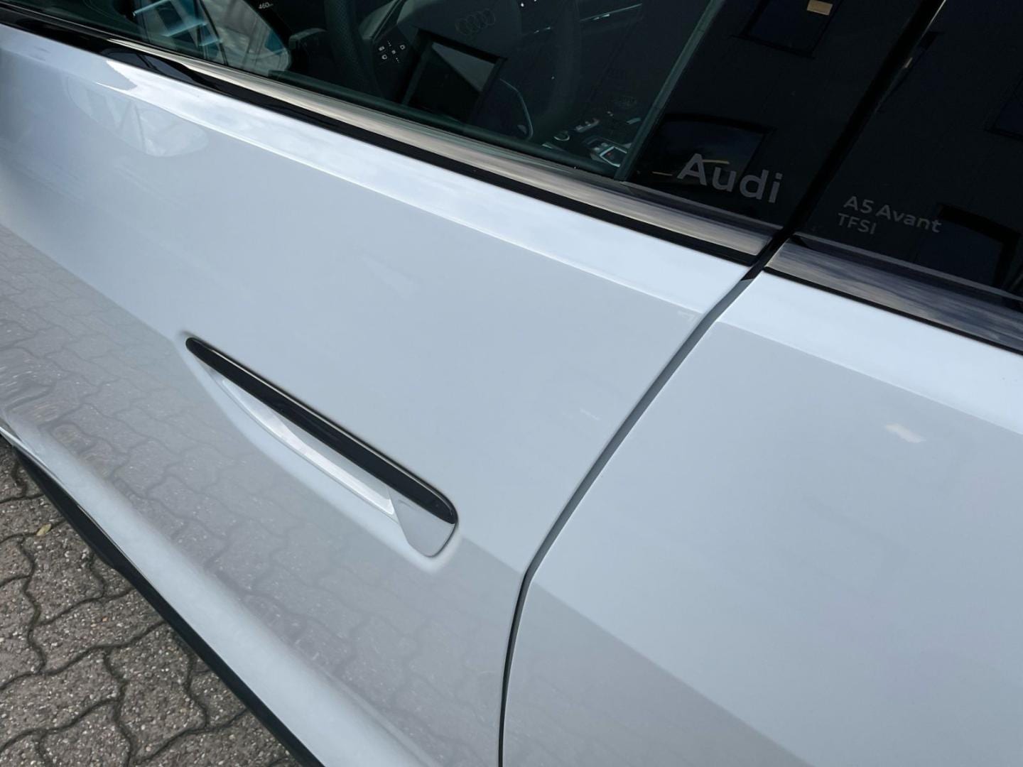 Bild über Audi A5 Avant TFSI 150 kW S tronic - für weitere Informationen kontaktieren Sie den Audi Partner