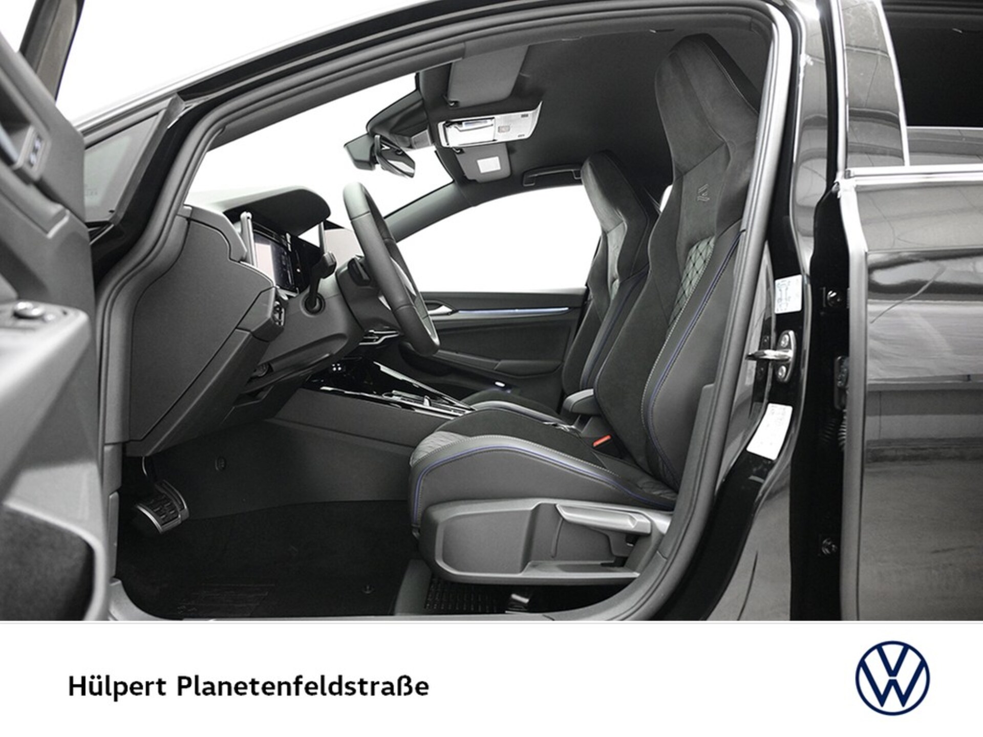 Volkswagen Golf R-Line