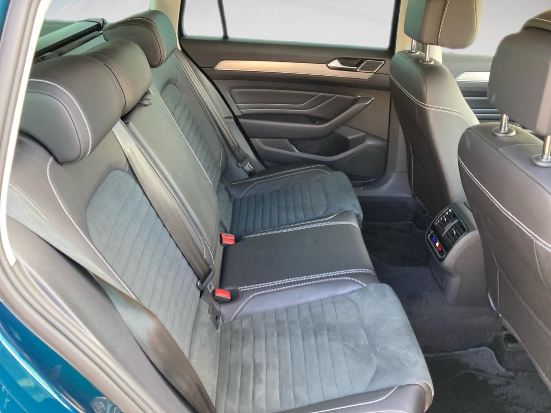 Volkswagen Passat Variant Elegance