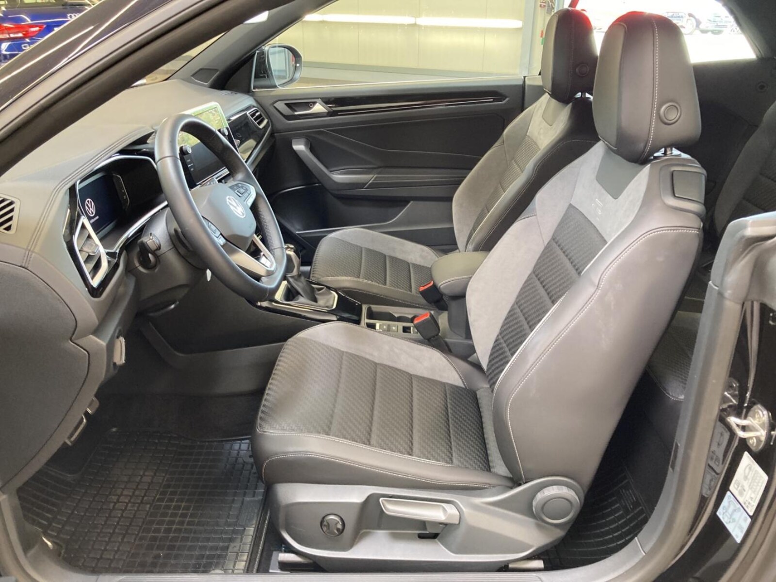 Volkswagen T-Roc Cabriolet – Bild 14