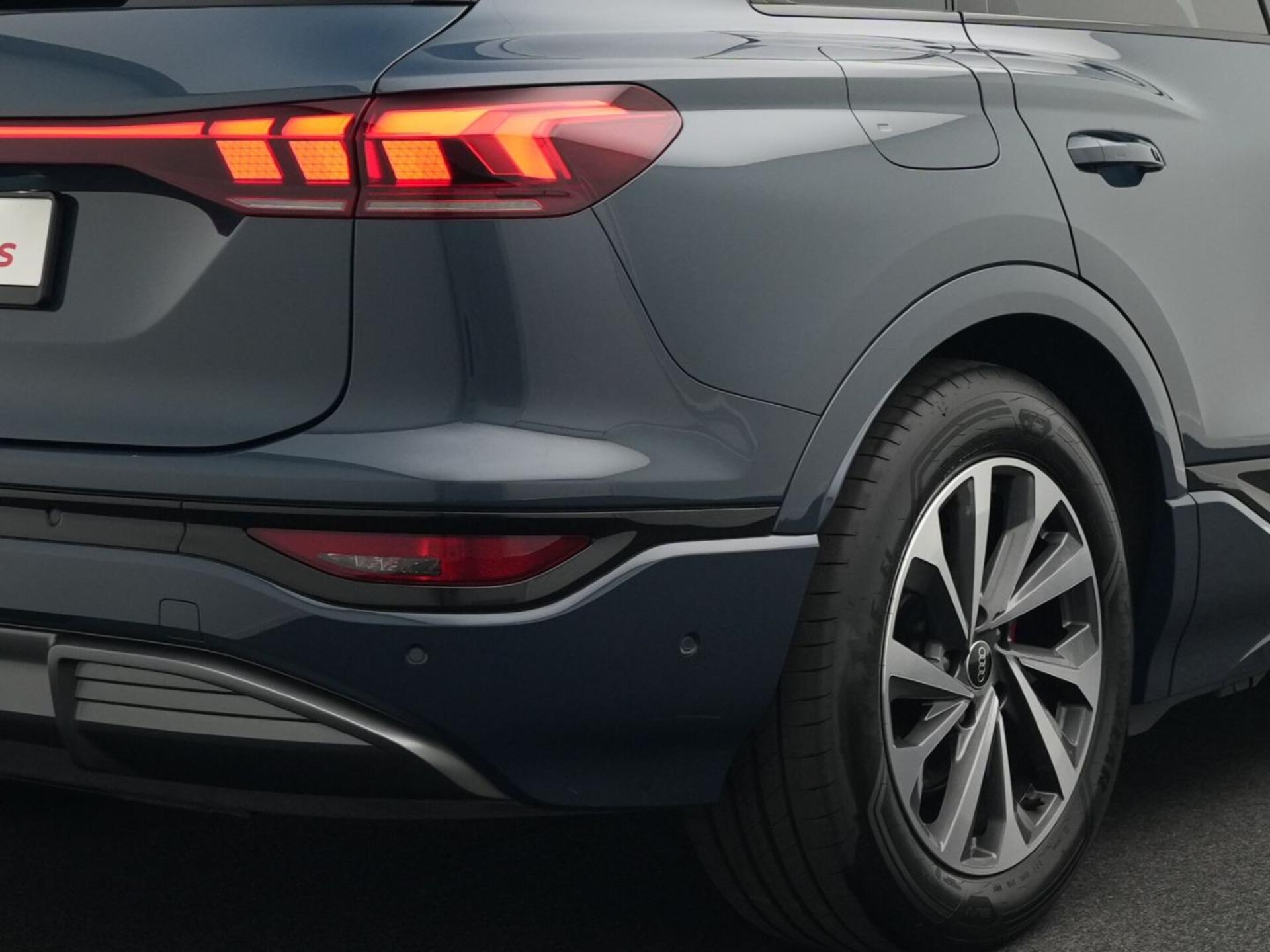 Audi Q6 SUV e-tron