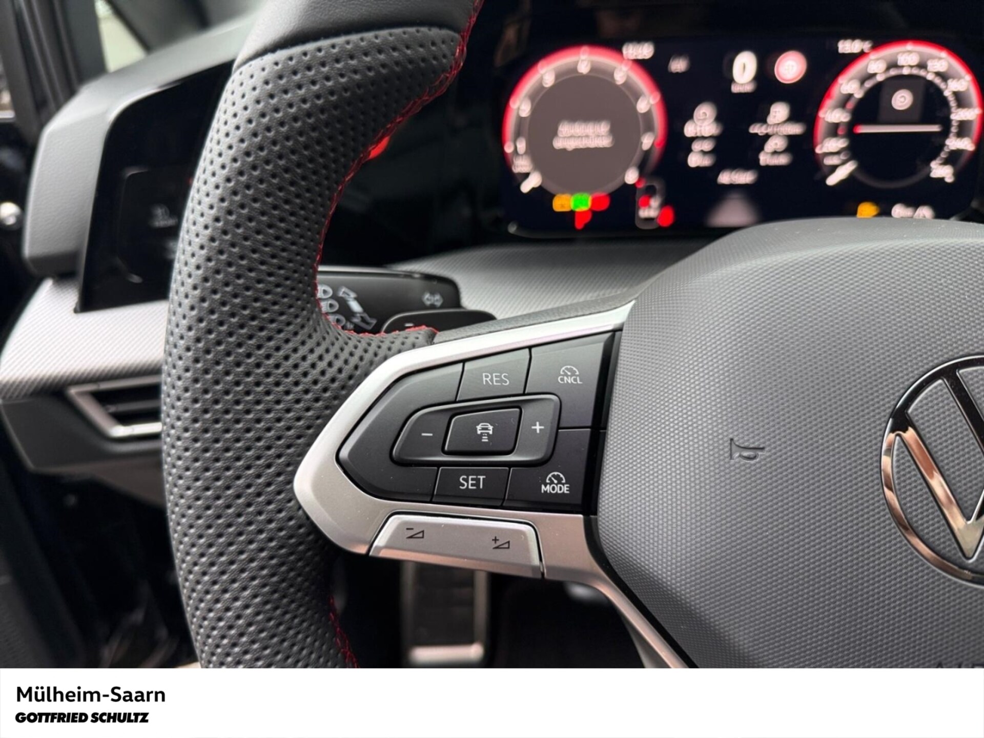 Volkswagen Golf GTI