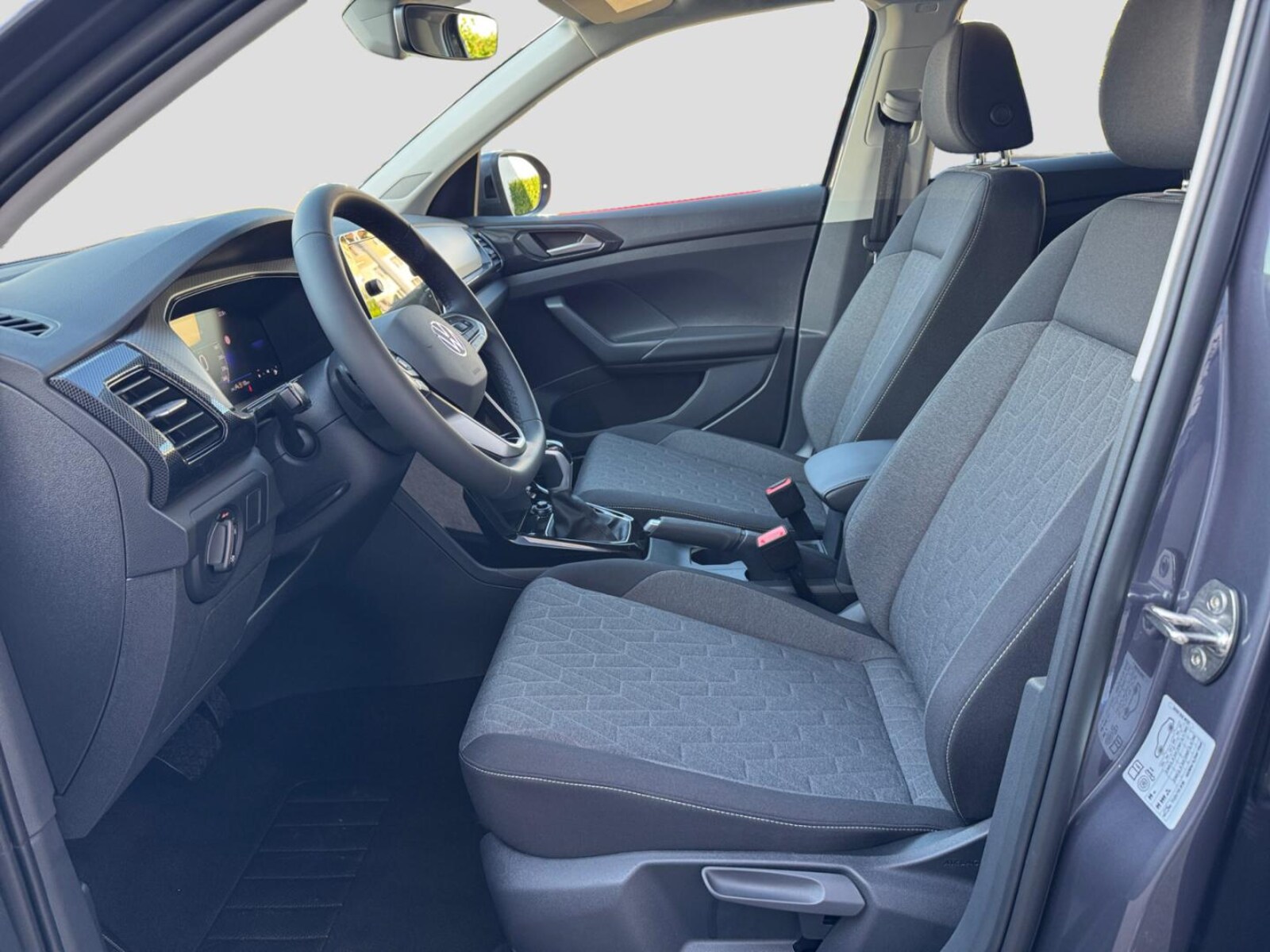 Volkswagen T-Cross – Bild 11
