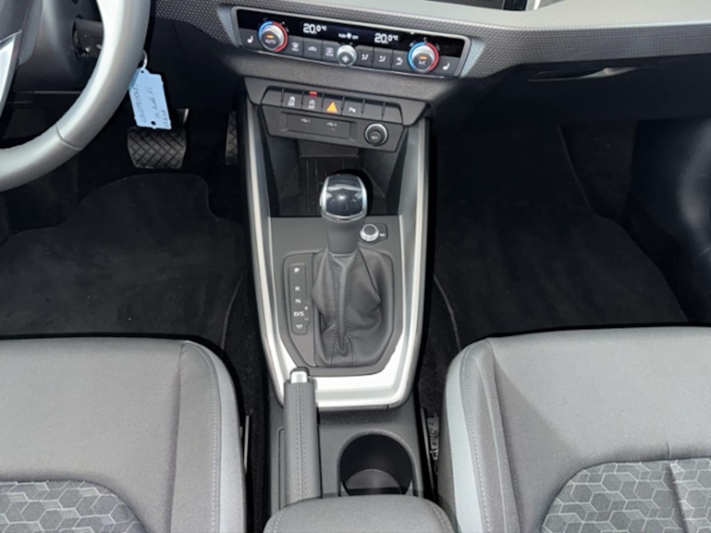 Bild über Audi A1 allstreet 35 TFSI S tronic - für weitere Informationen kontaktieren Sie den Audi Partner
