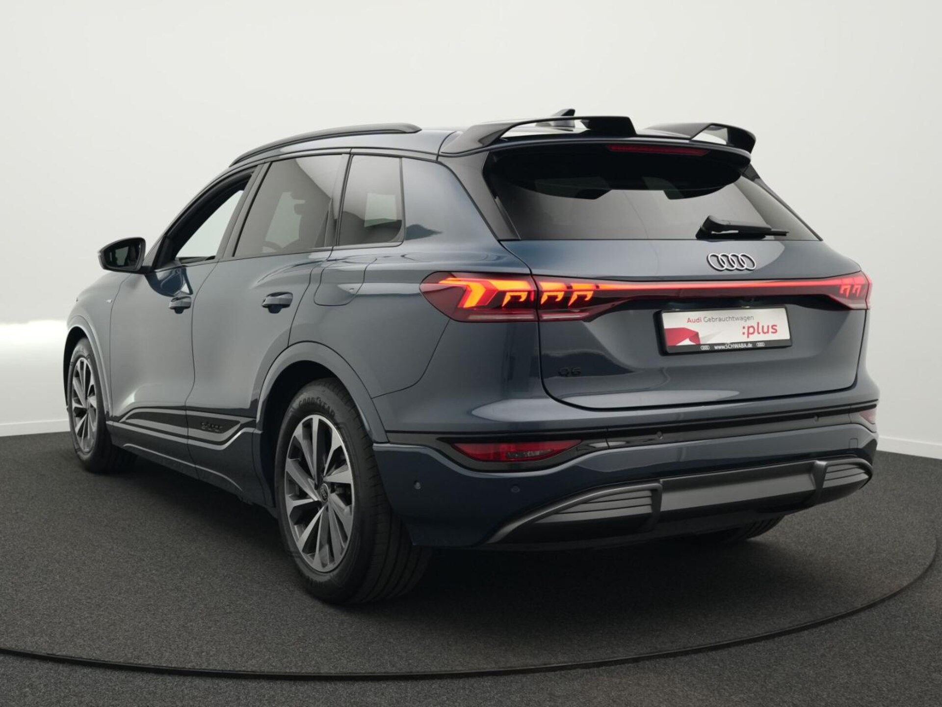 Audi Q6 SUV e-tron