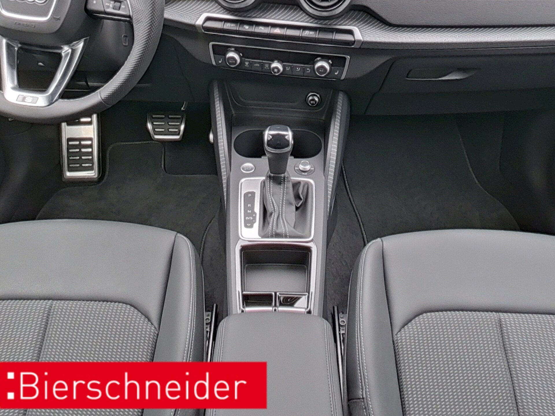 Audi Q2 S line