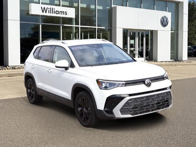 Photo of 2025 Volkswagen Taos 