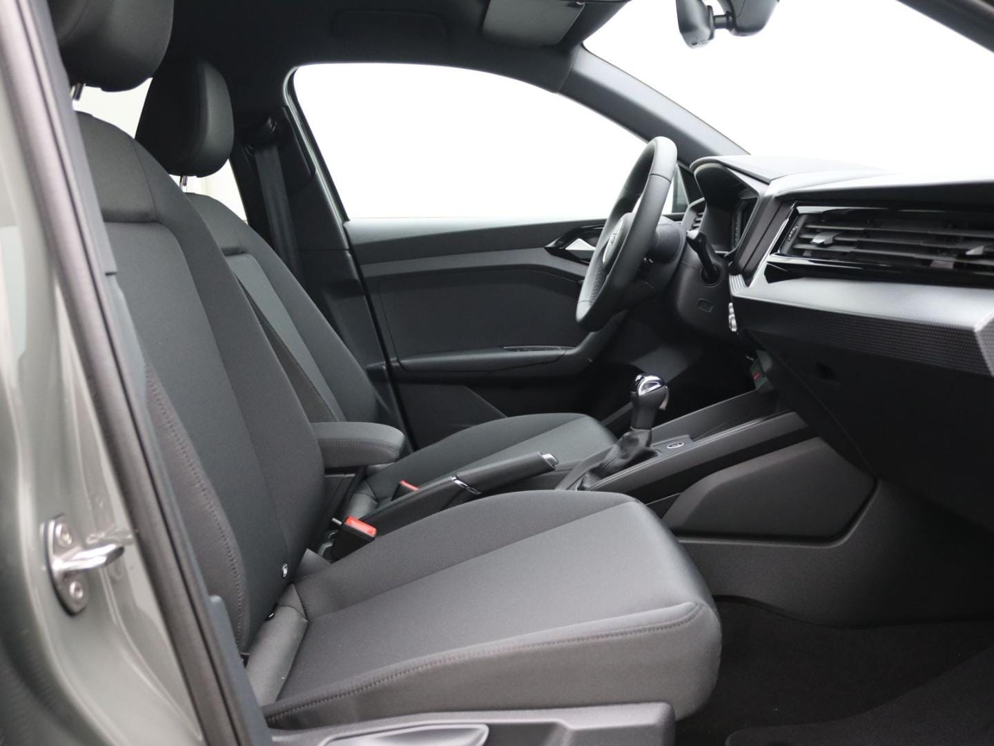 Bild über Audi A1 Sportback 30 TFSI S tronic - für weitere Informationen kontaktieren Sie den Audi Partner