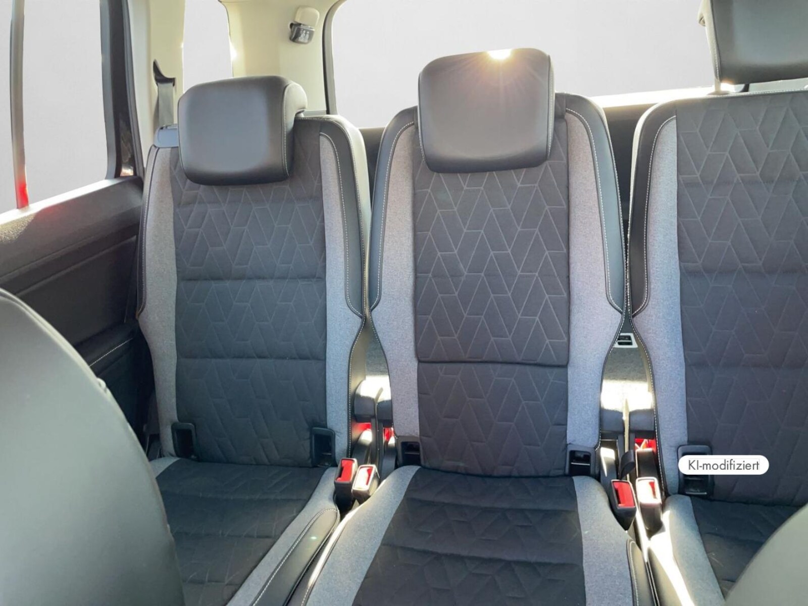Volkswagen Touran – Bild 13