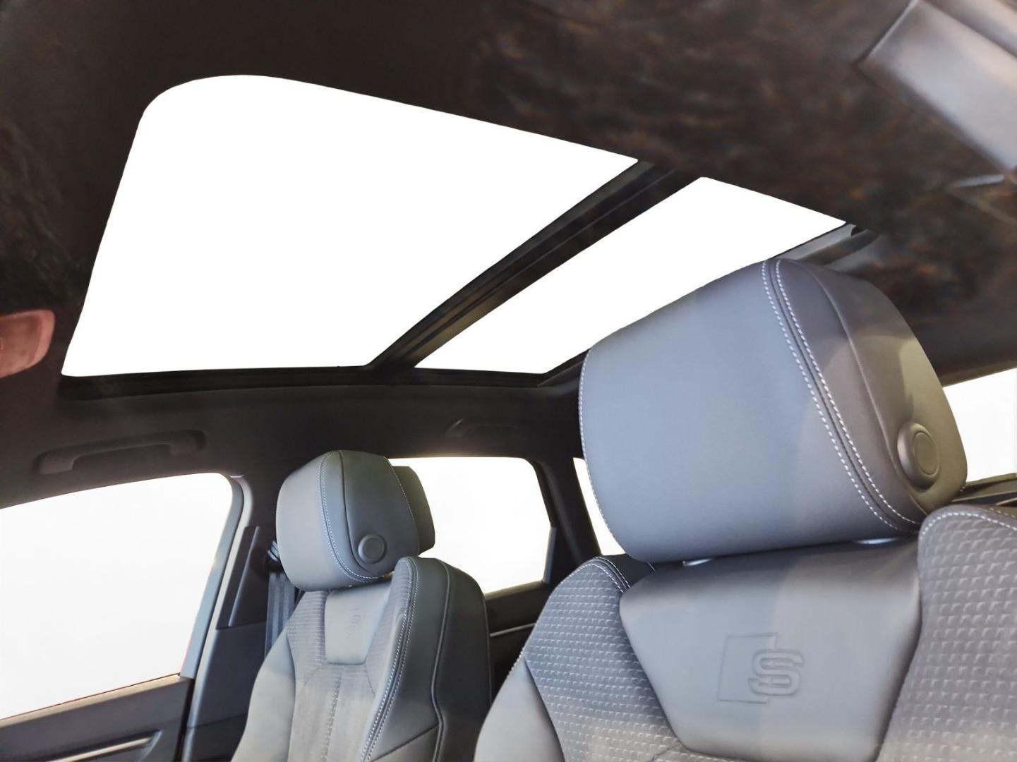 Image about Audi Q3 S line 40 TFSI quattro S tronic