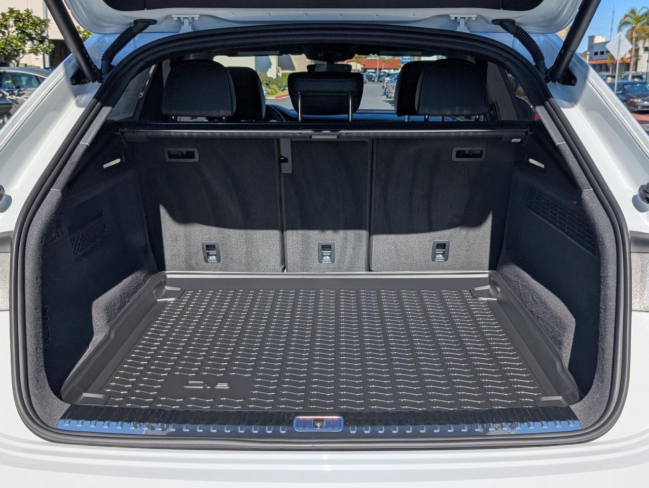 2026 Audi Q8 Premium Plus - Photo 7