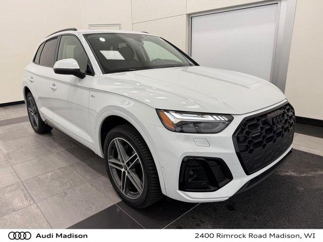 2023 Audi Q5 55 e Prestige's photo