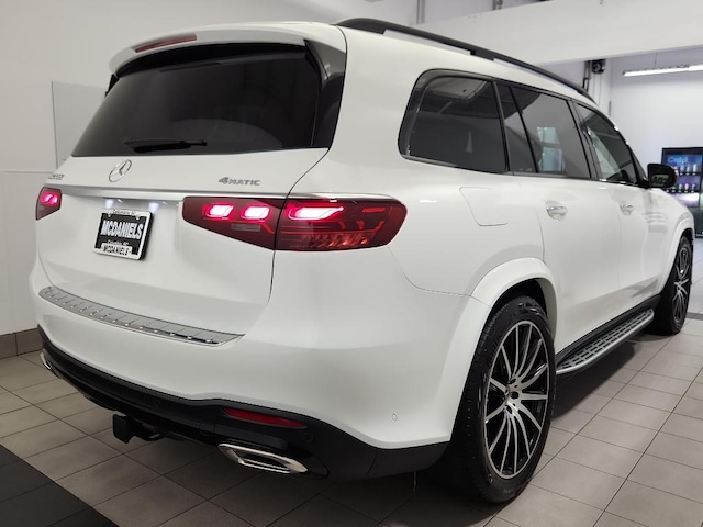 2026 Mercedes-Benz GLS 580