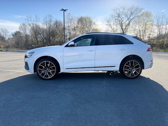 2023 Audi Q8