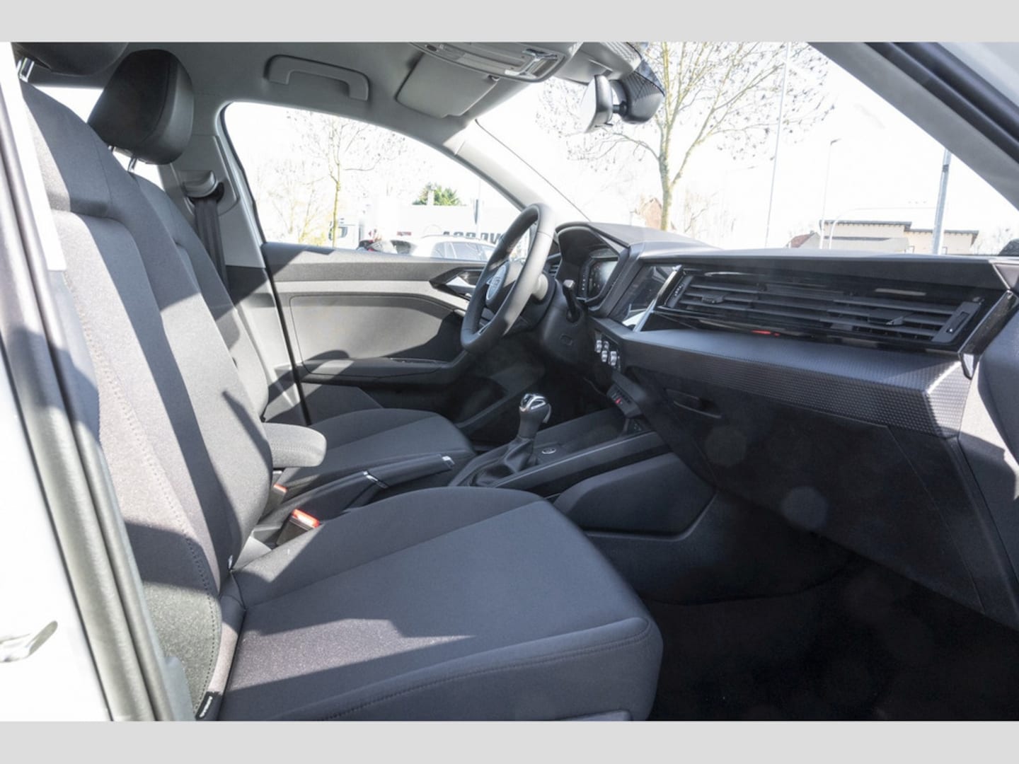 Bild über Audi A1 Sportback advanced 30 TFSI S tronic - für weitere Informationen kontaktieren Sie den Audi Partner