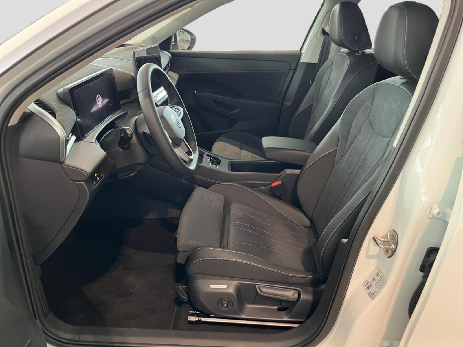 Volkswagen T-Roc – Bild 9