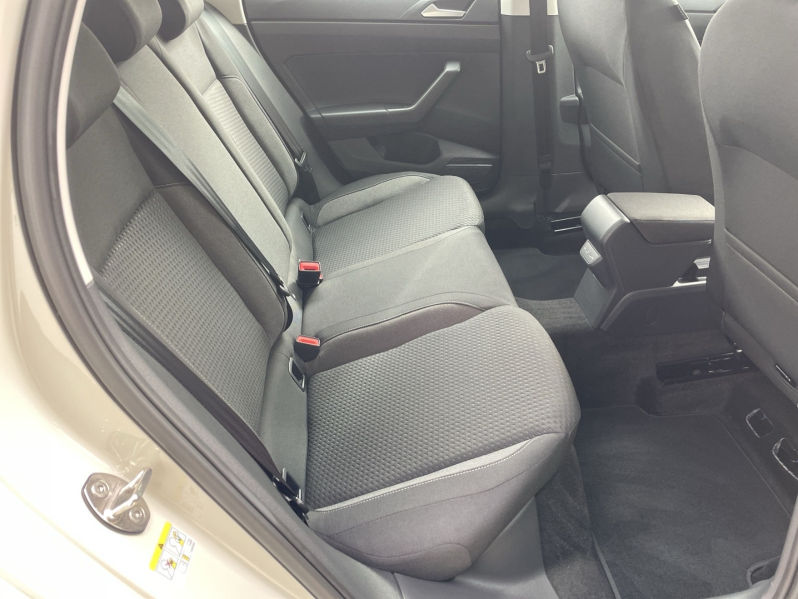 Volkswagen Polo – Bild 8