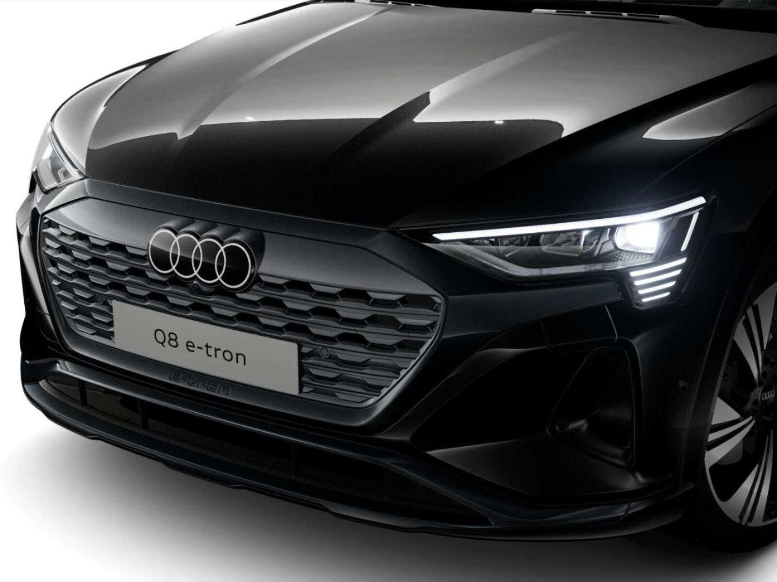 Audi Q8 Sportback e-tron – Bild 8