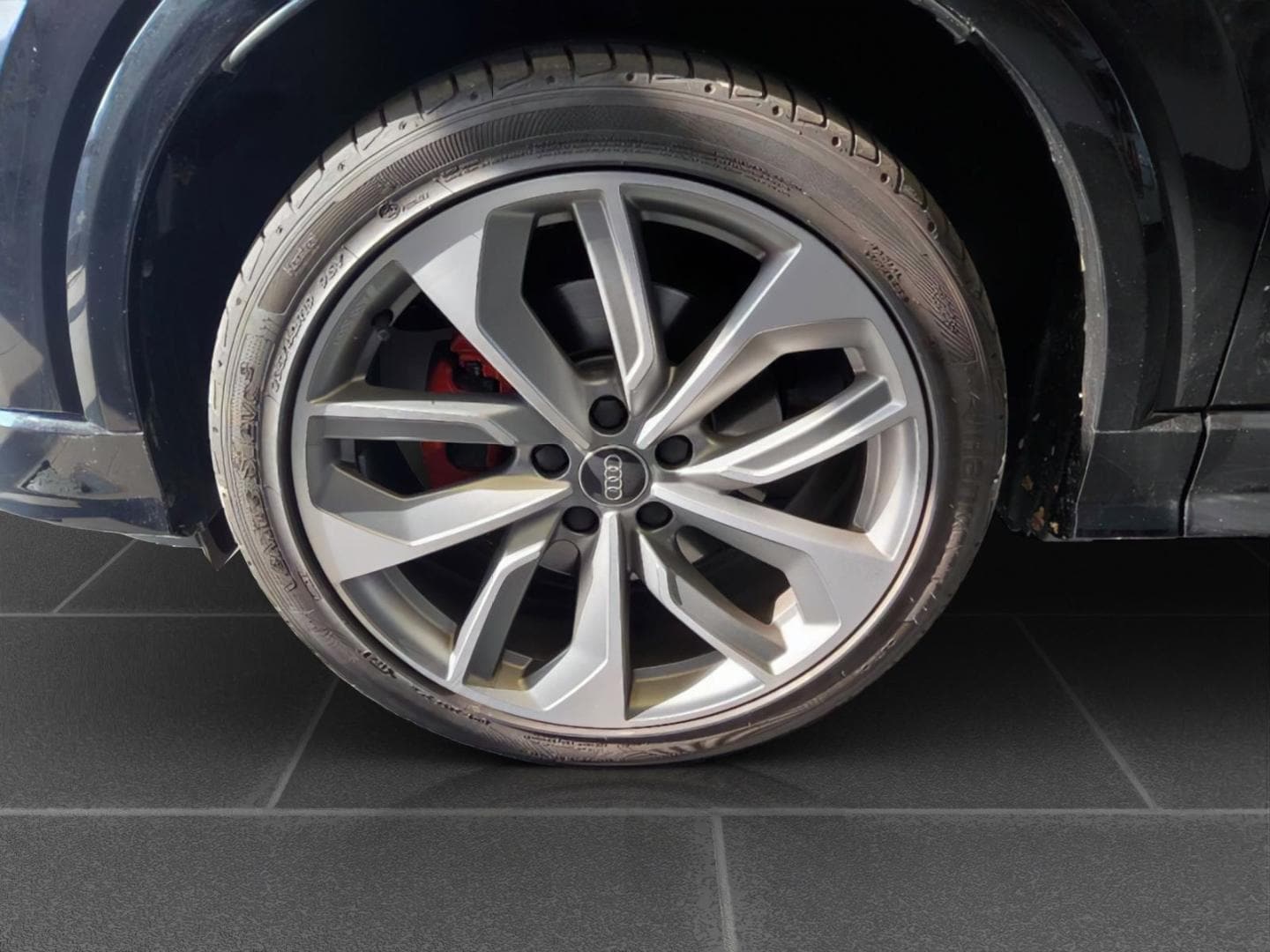 Bild über Audi Q2 S line 40 TFSI quattro S tronic - für weitere Informationen kontaktieren Sie den Audi Partner