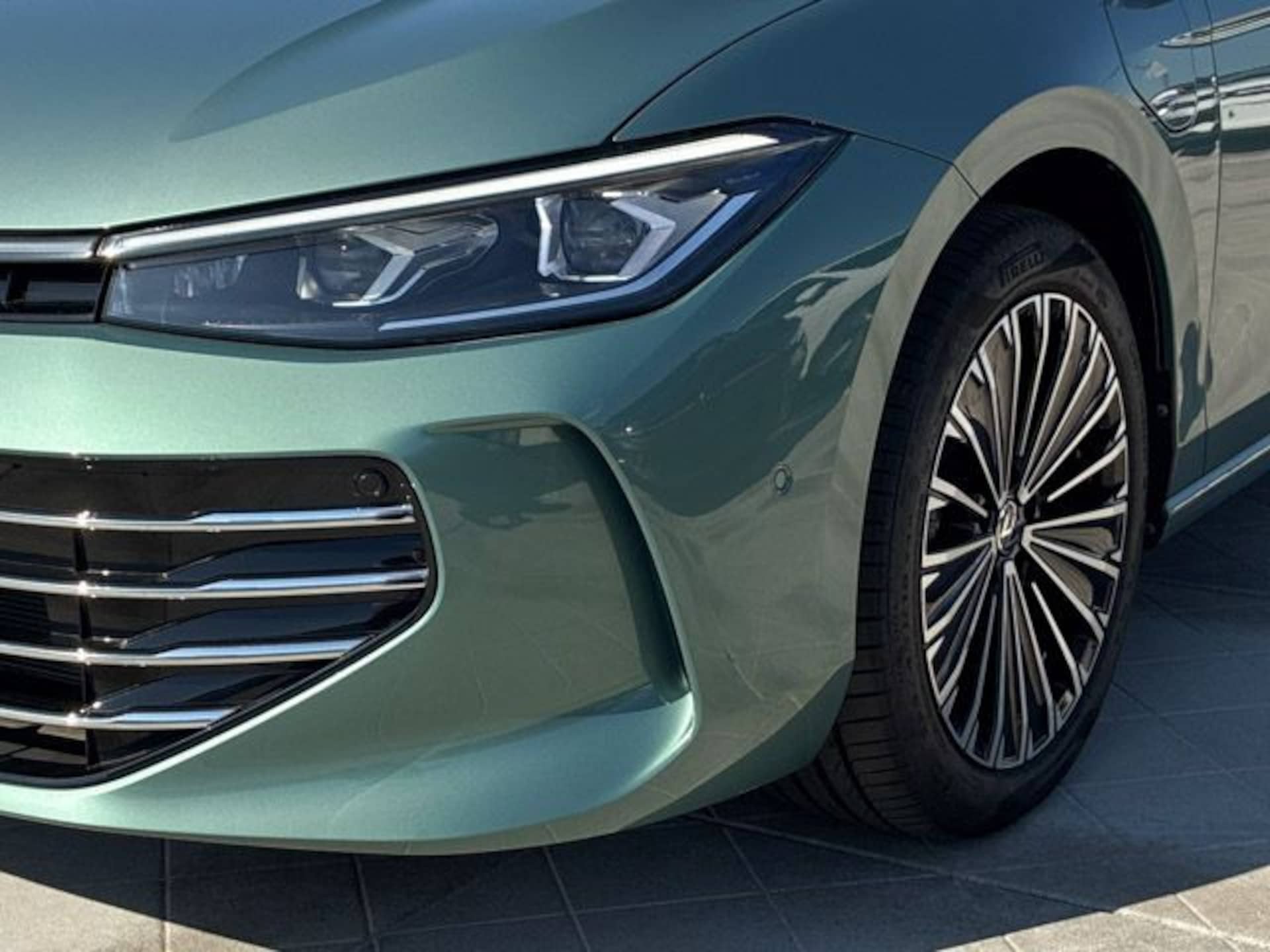 Volkswagen Passat Elegance