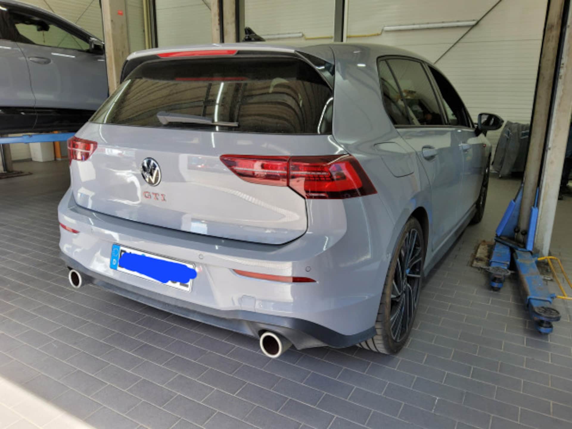 Volkswagen Golf GTI