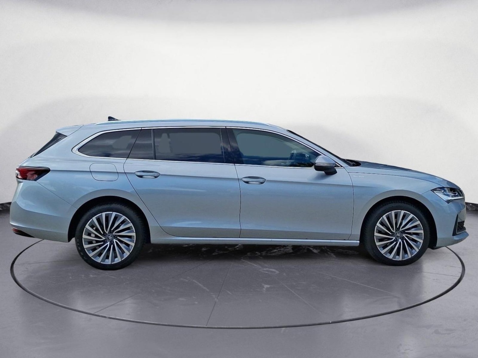 Škoda Superb Combi – Bild 6