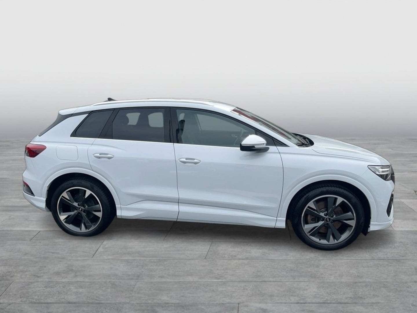Bild über Audi Q4 e-tron 50 e-tron quattro - für weitere Informationen kontaktieren Sie den Audi Partner