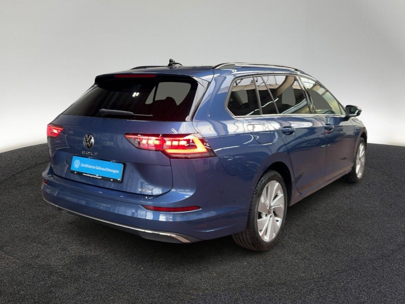 Volkswagen Golf Variant – Bild 4
