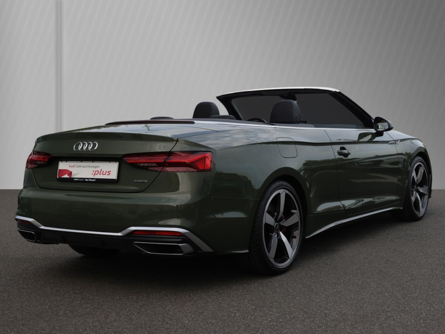 Bild über Audi A5 Cabriolet S line 45 TFSI quattro S tronic - für weitere Informationen kontaktieren Sie den Audi Partner