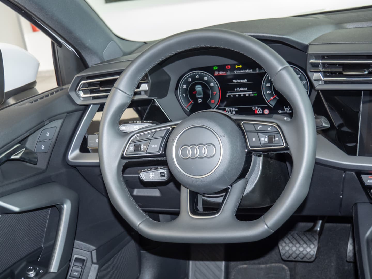 Bild über Audi A3 Limousine TFSI 110 kW S tronic - für weitere Informationen kontaktieren Sie den Audi Partner