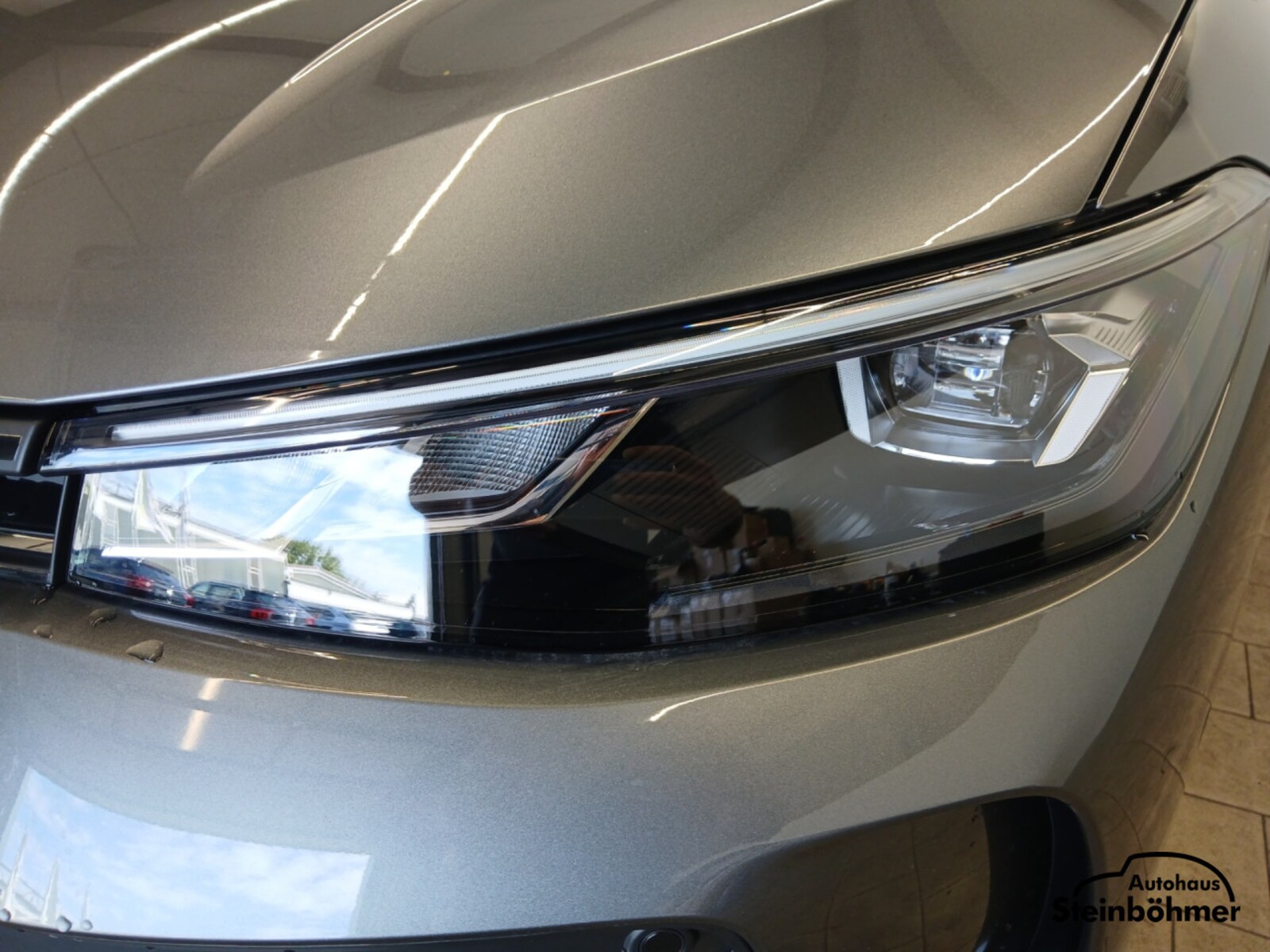 Volkswagen Passat – Bild 9