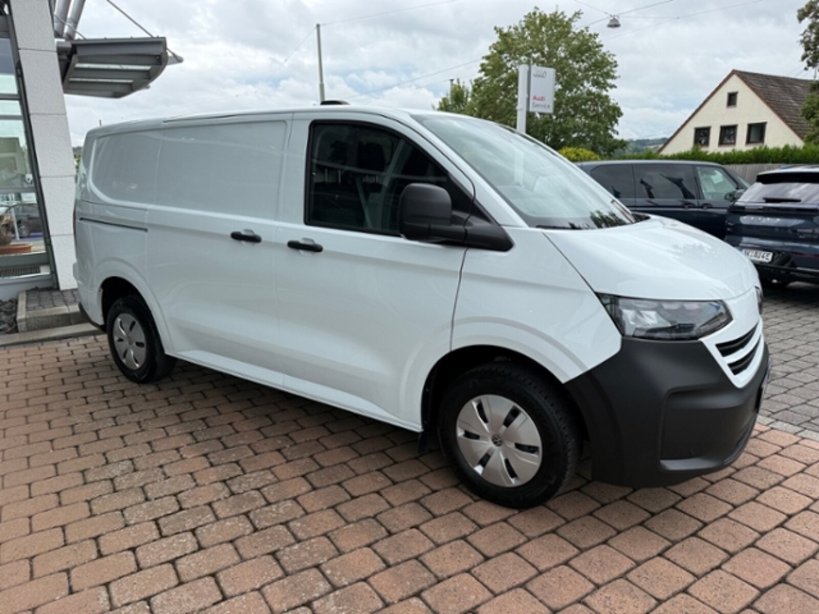 Volkswagen Transporter Kasten kurzer Radstand – Bild 5
