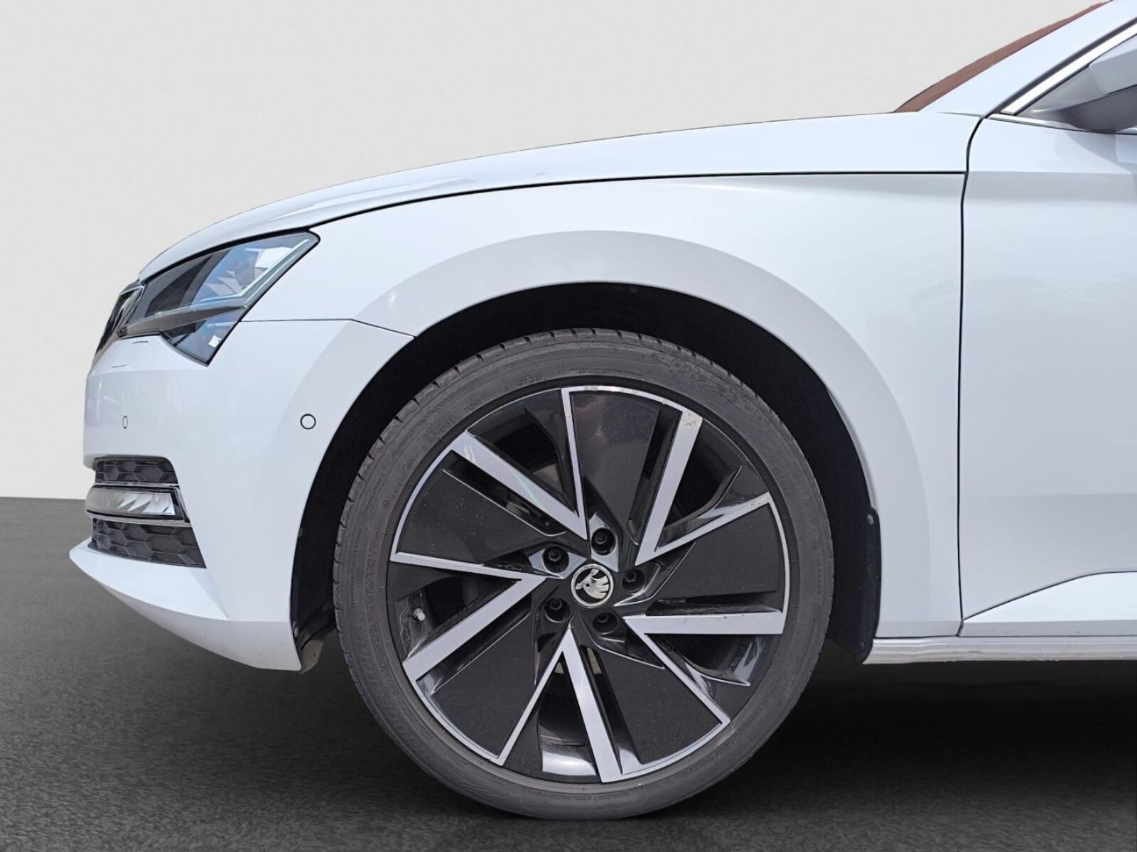 Škoda Superb Combi – Bild 12