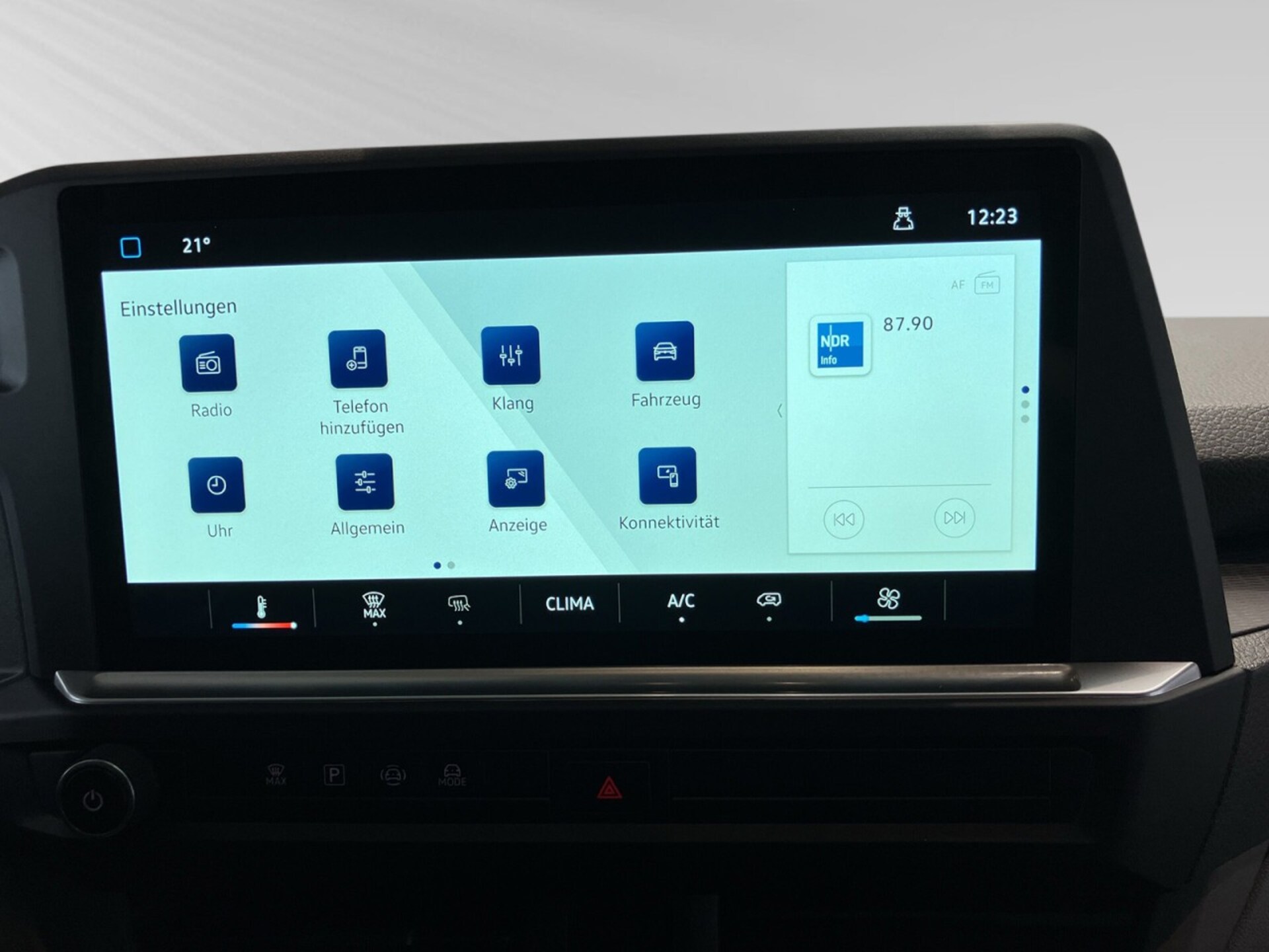 Volkswagen Transporter Kasten langer Radstand