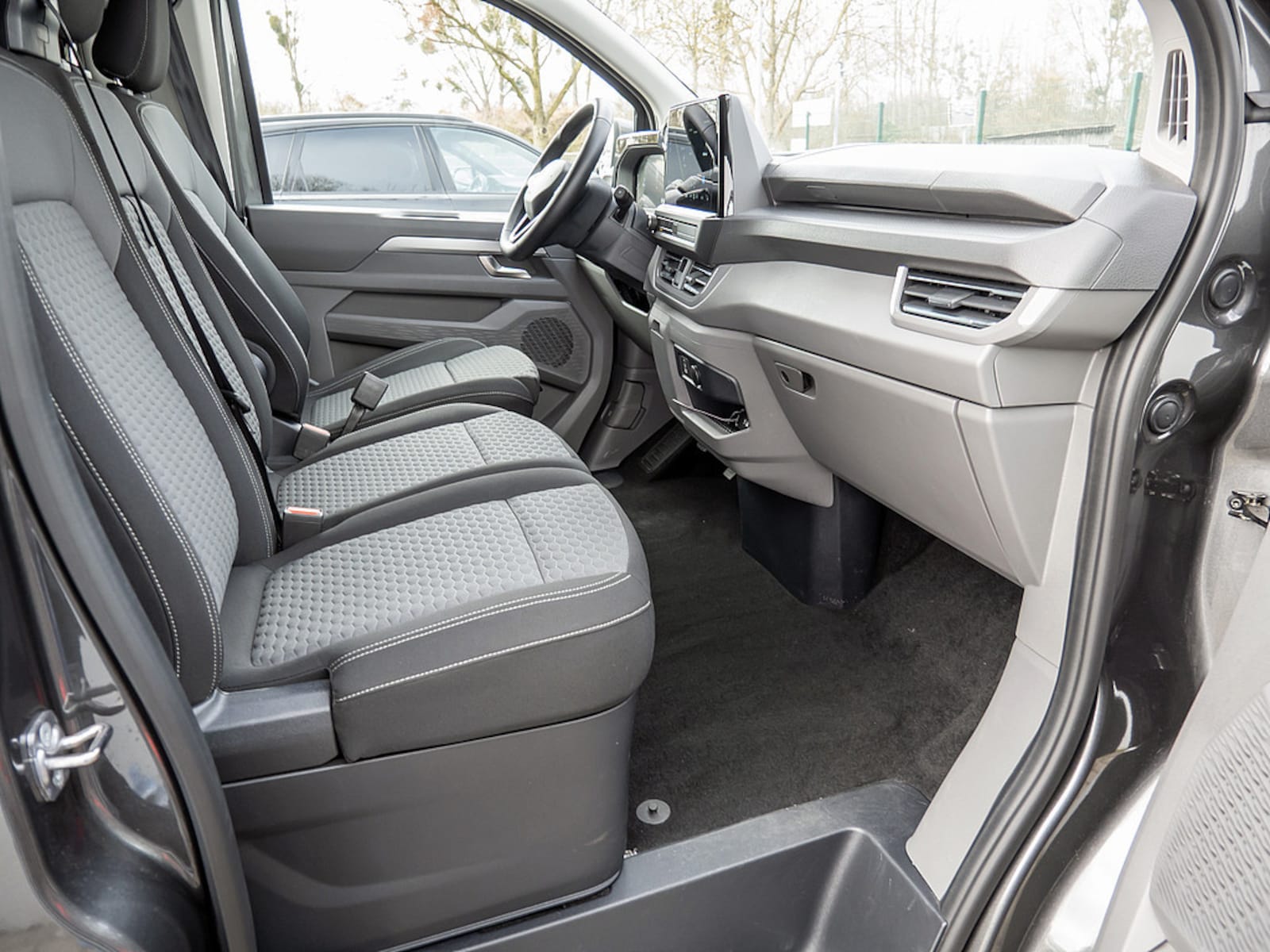 Volkswagen Caravelle – Bild 2