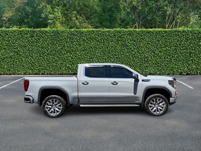 2025 GMC Sierra