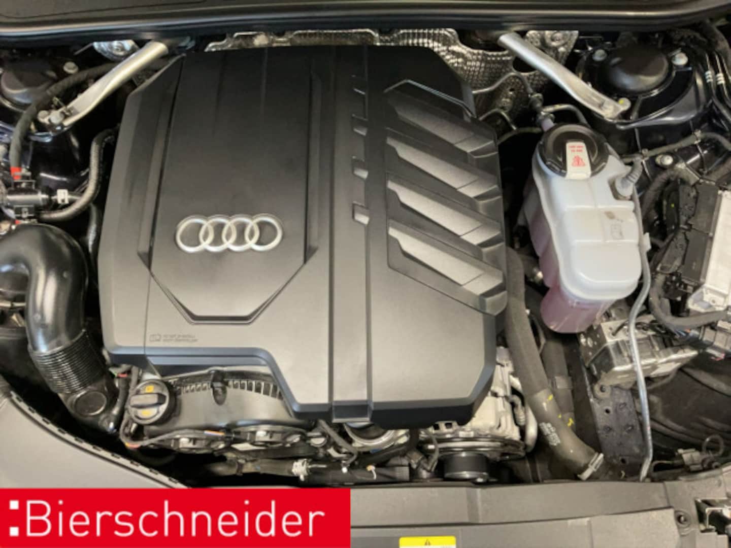 Bild über Audi A6 Avant advanced 45 TFSI quattro S tronic - für weitere Informationen kontaktieren Sie den Audi Partner