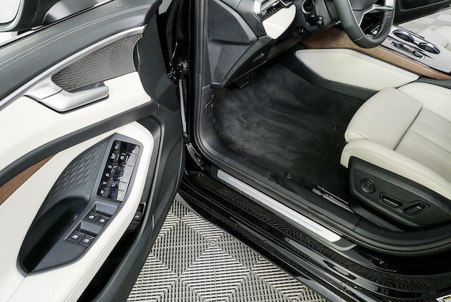 2026 Audi A6 Premium Plus - Photo 9