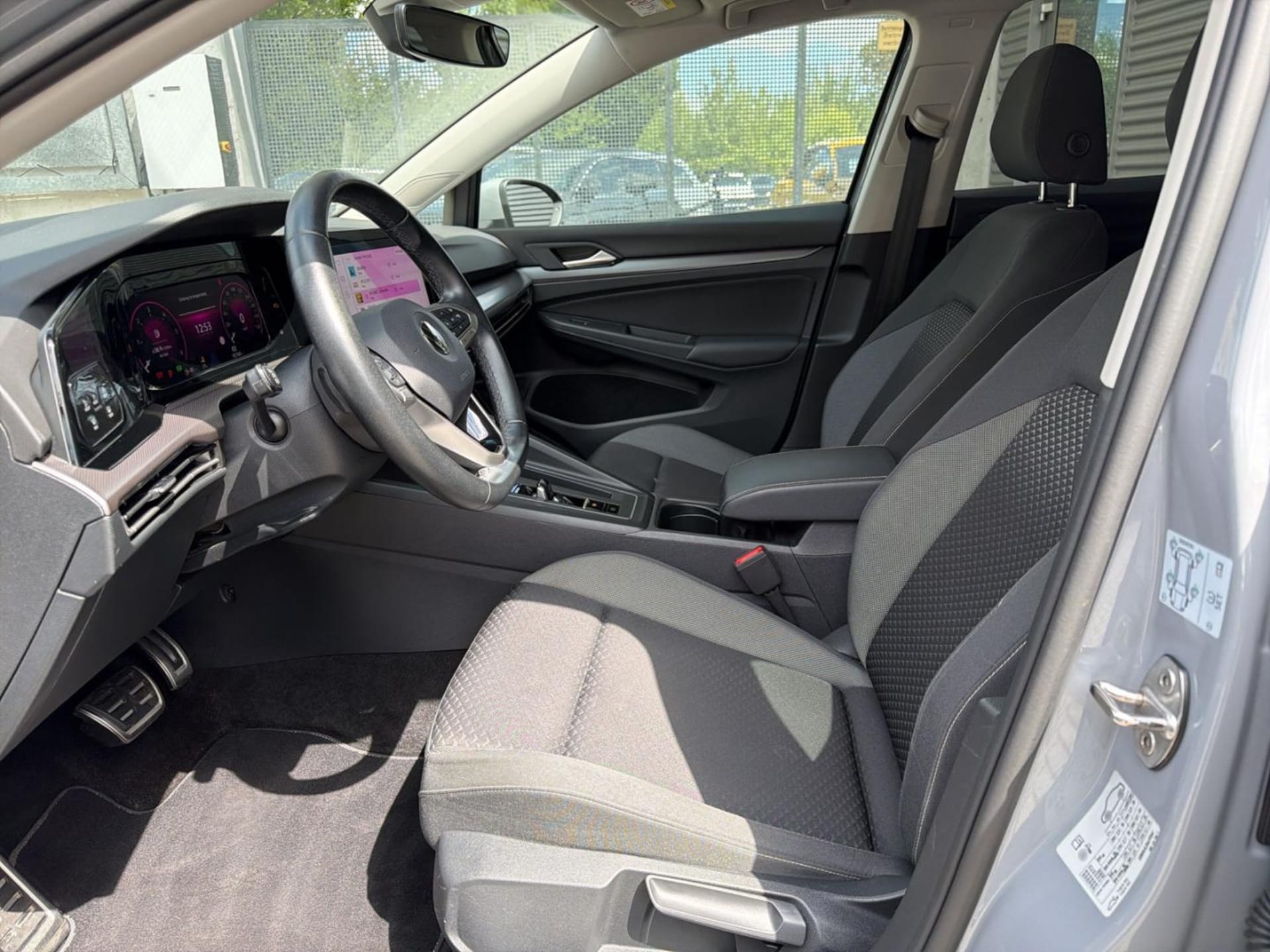 Volkswagen Golf Active