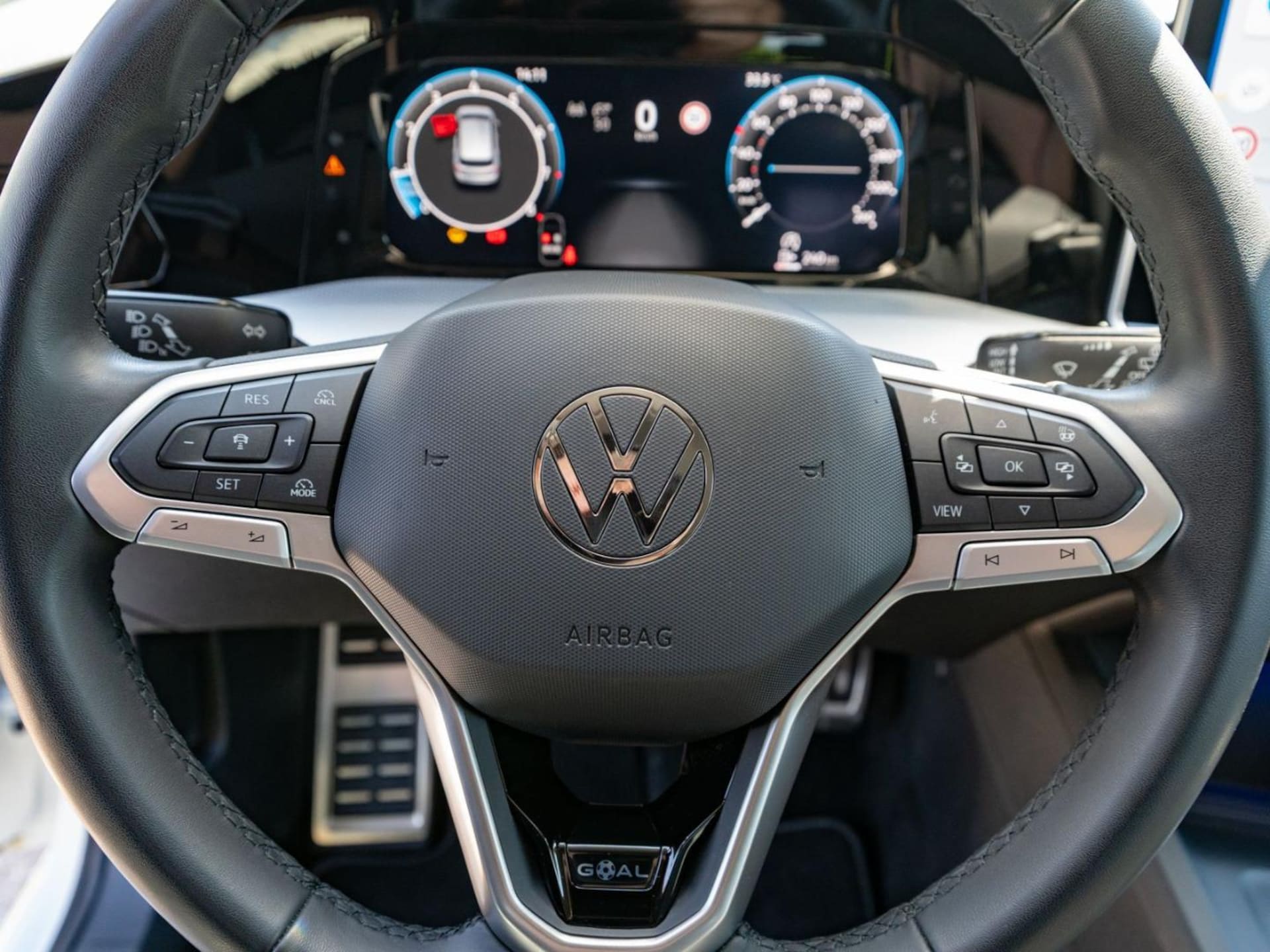 Volkswagen Golf Life