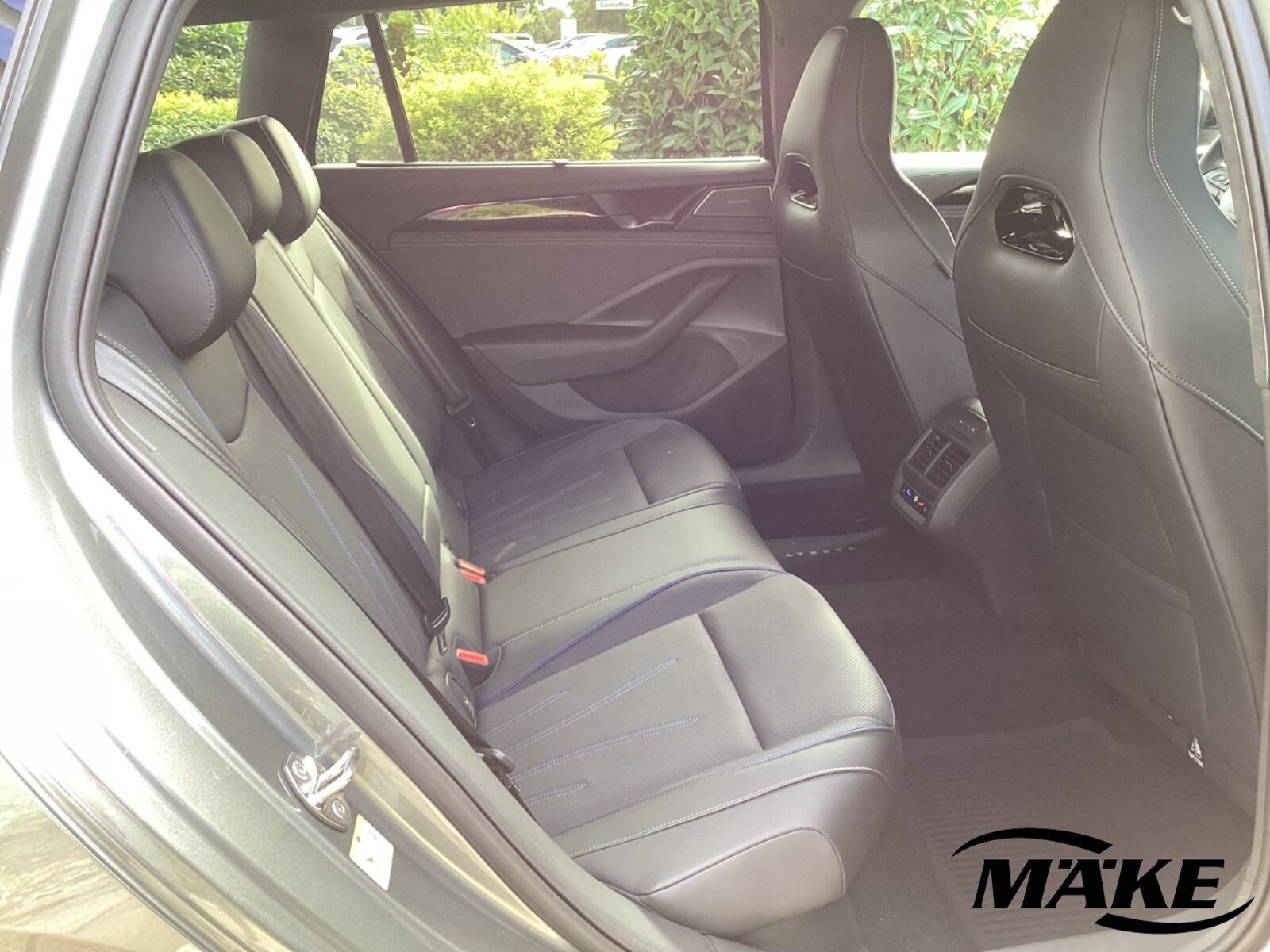 Volkswagen Passat – Bild 8