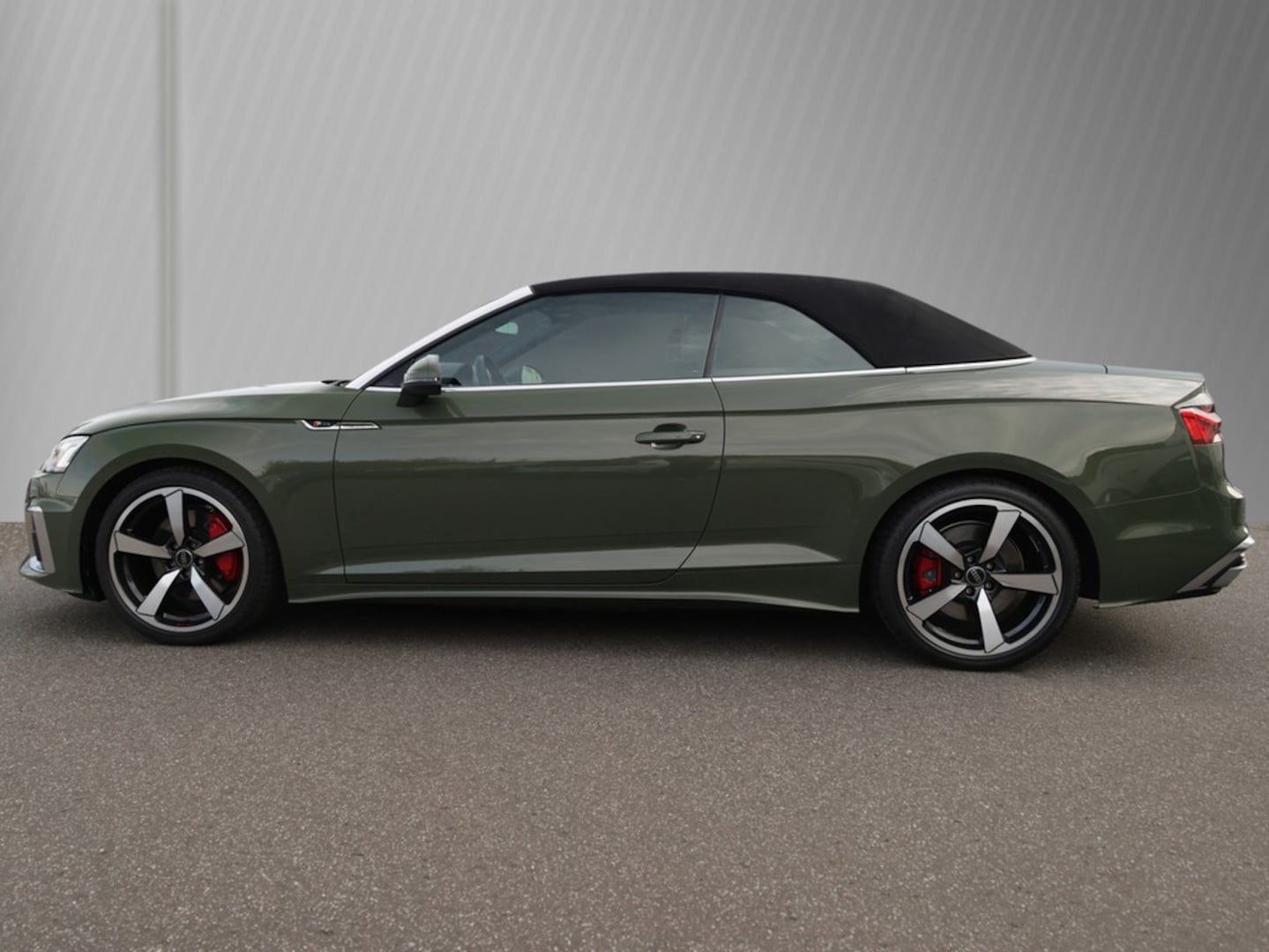 Bild über Audi A5 Cabriolet S line 45 TFSI quattro S tronic - für weitere Informationen kontaktieren Sie den Audi Partner