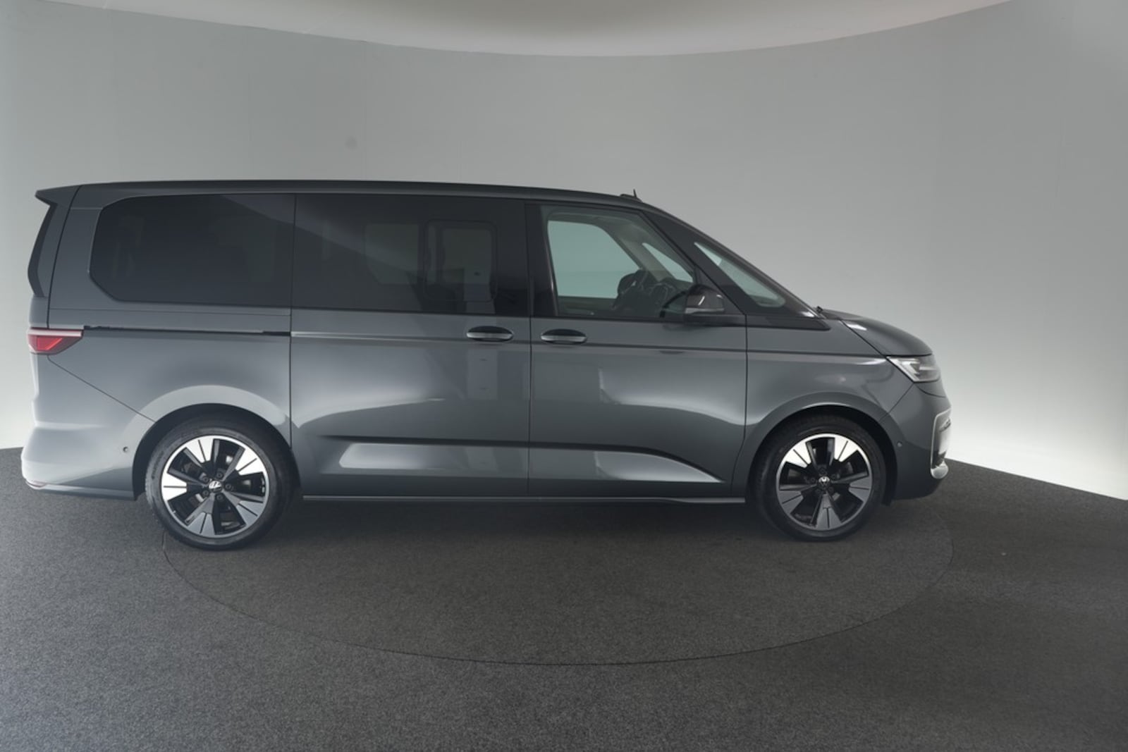 Volkswagen Multivan Langversion – Bild 7