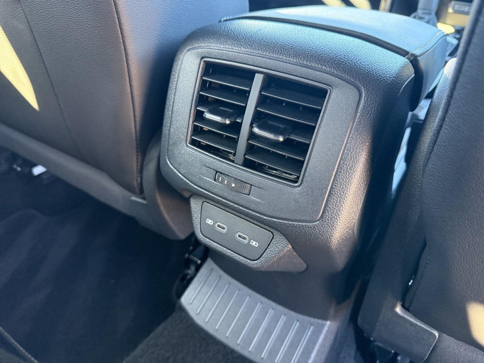 Volkswagen T-Roc – Bild 17