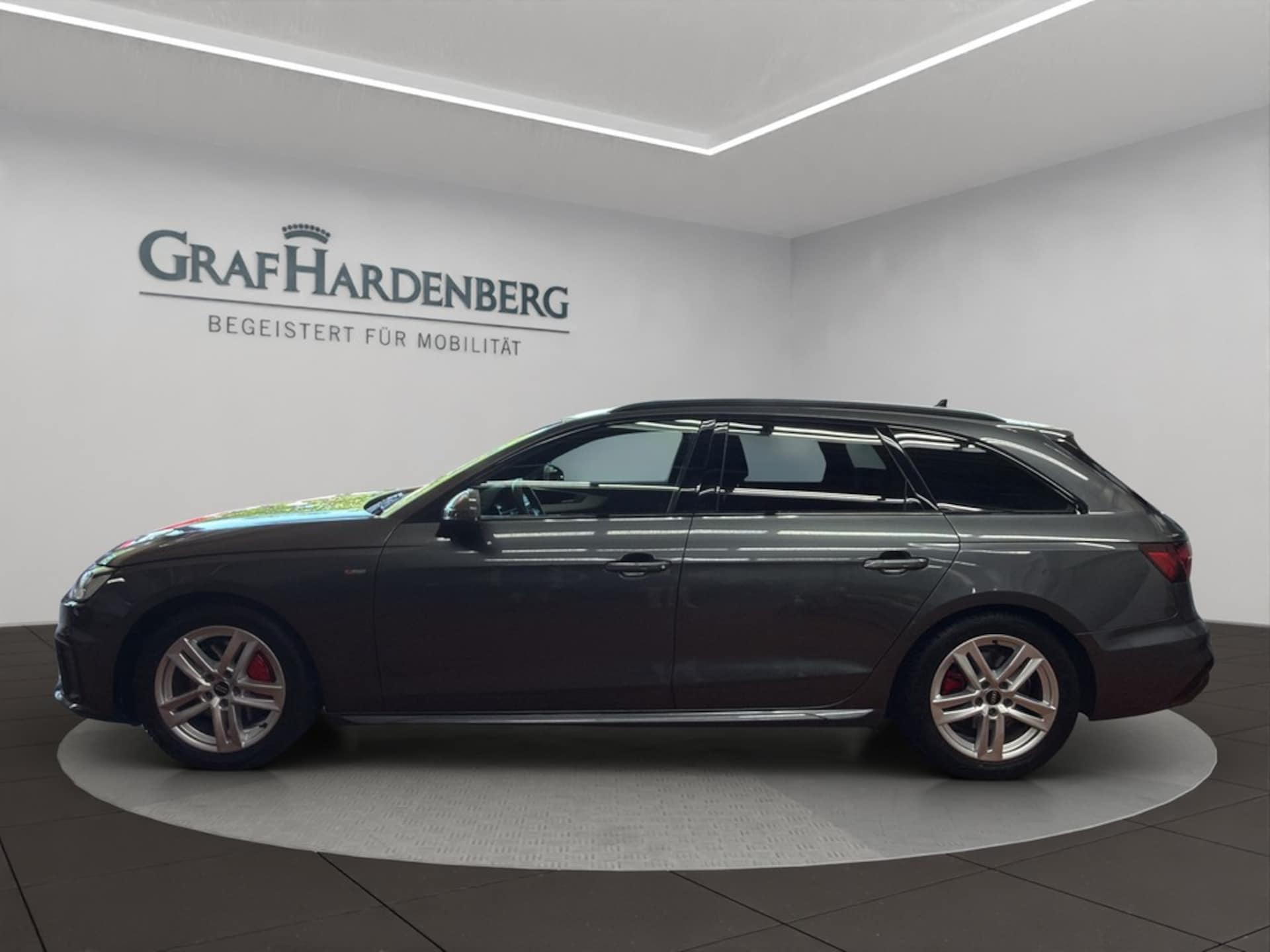 Audi A4 Avant S line
