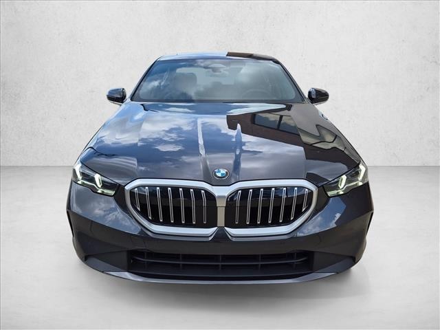 2026 BMW 530i