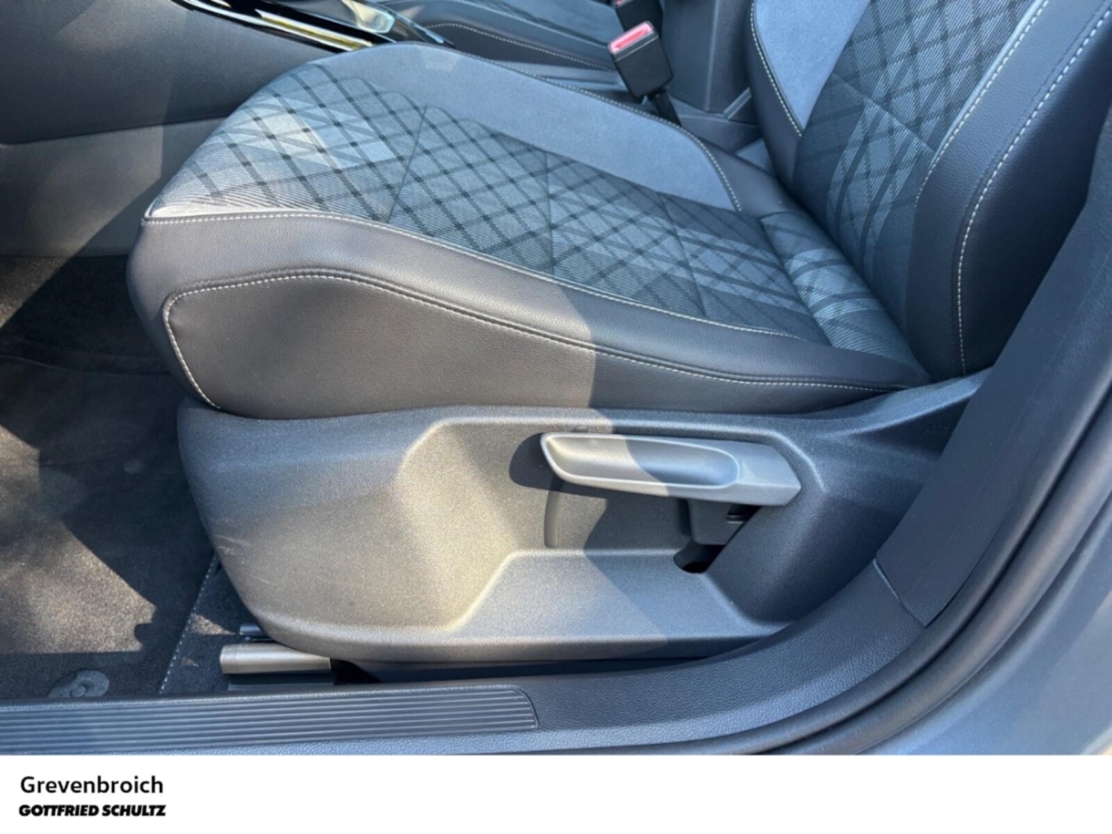 Volkswagen T-Roc – Bild 12